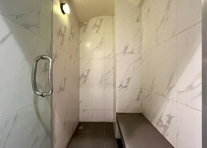 5 Min To Bts L Fully Furnished L Pool And Steam Appartement Bangkok